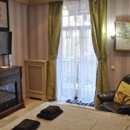 Apartments In Lviv Center ภายนอก รูปภาพ