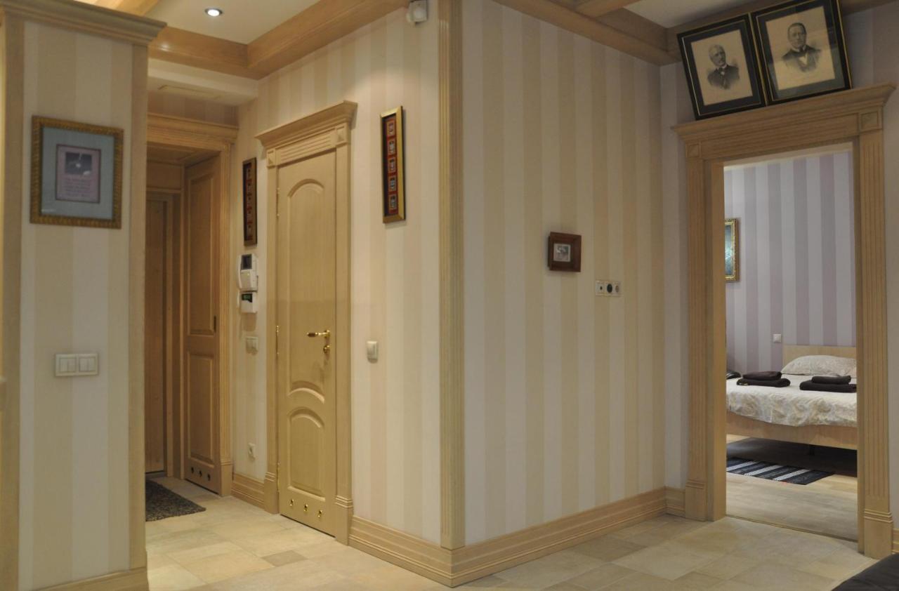 Apartments In Lviv Center ภายนอก รูปภาพ